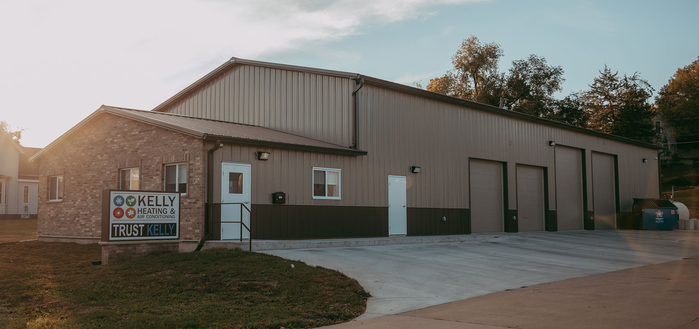Comercial Post-Frame office and warehouse Building